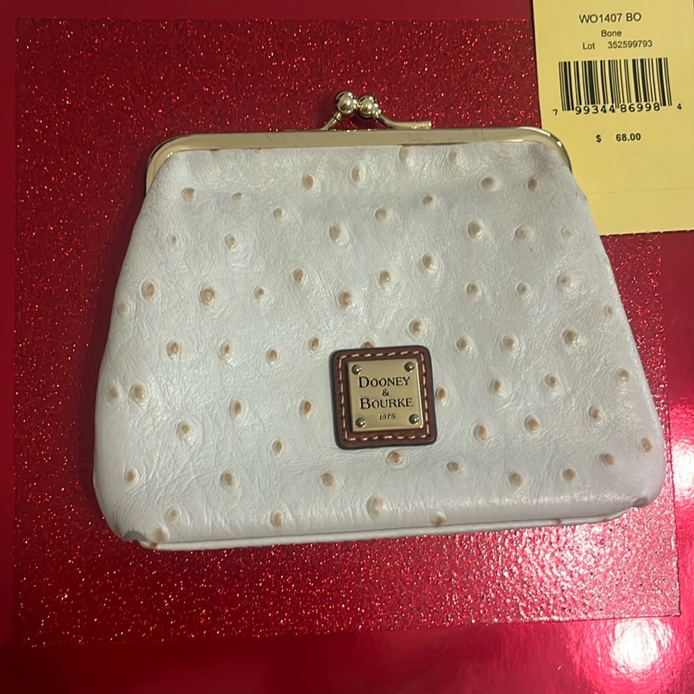 D&B Wallet